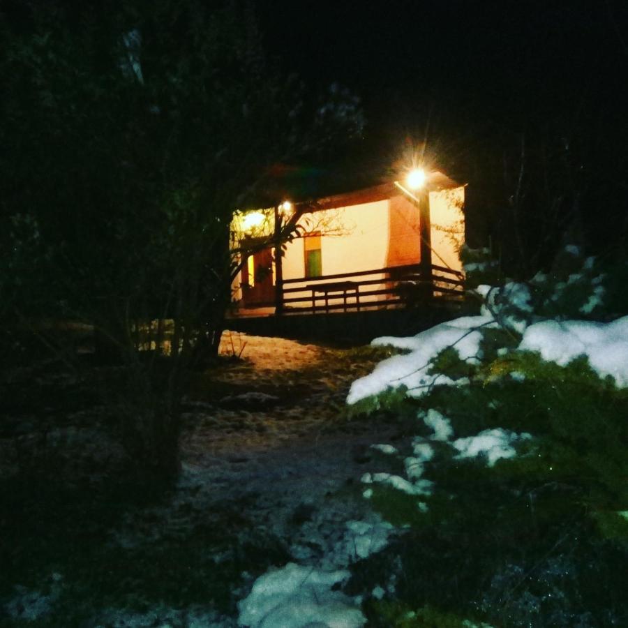 Takovo - Odmor U Selu Villa กอร์นีย์มิลาโนวัซ ภายนอก รูปภาพ